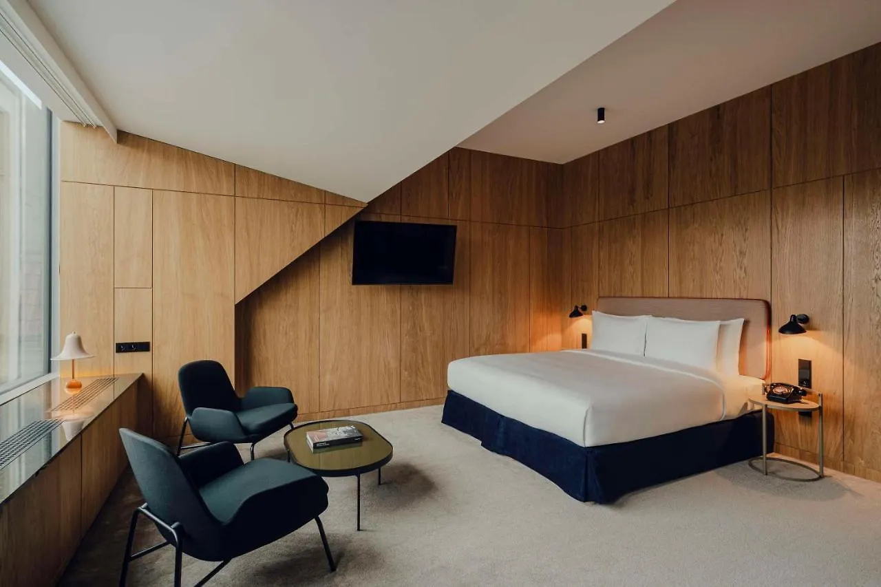 ホテル Flaner Hotel, Worldhotels Crafted ワルシャワ