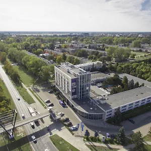 Novotel Airport Varşova